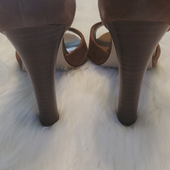 White House Black Market Rosalie Suede Sandal Ankle Strap Heels Size 10 - Picture 5 of 6